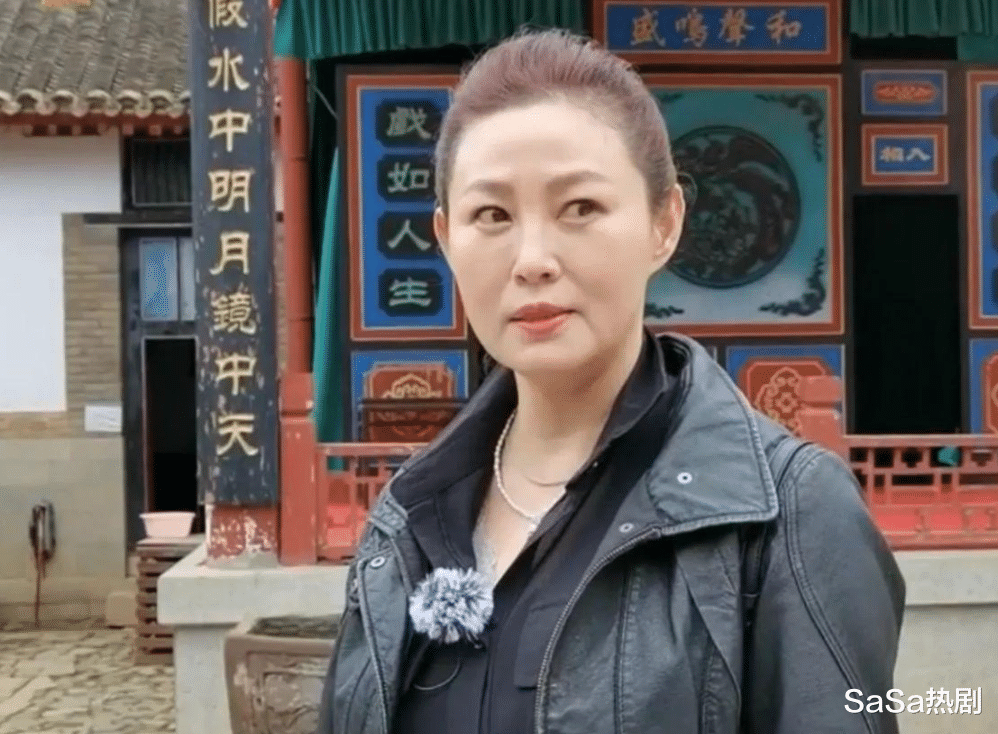 《包青天》30年回顾,马汉破产,陈世美变化太大,白玉堂摆摊卖饼