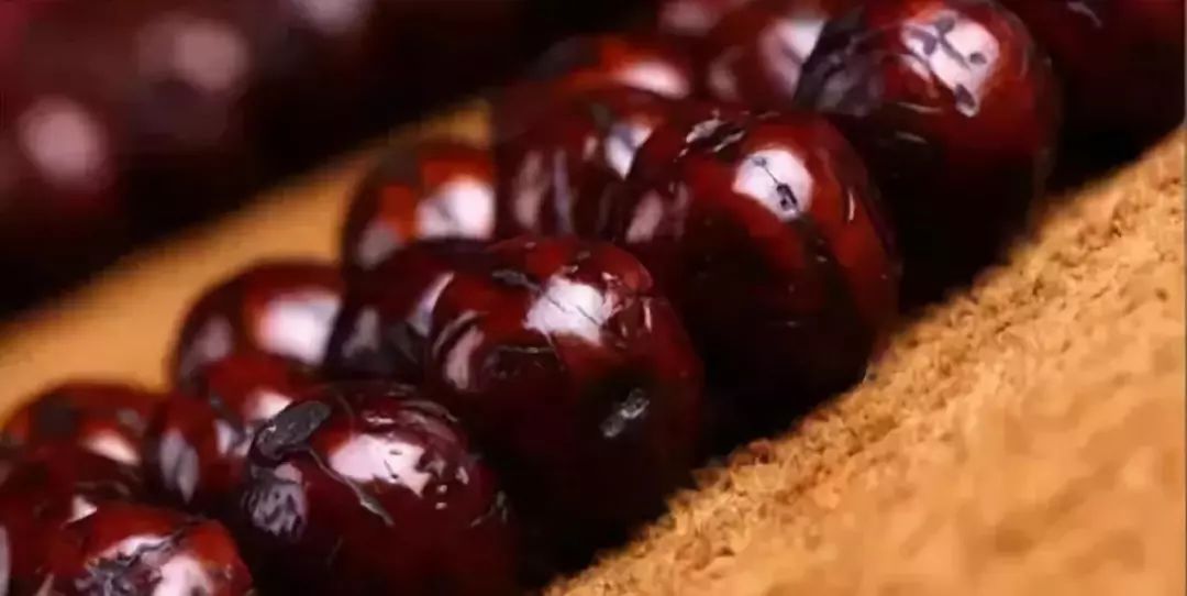 凤眼菩提|什么文玩的包浆,有凤眼这般治愈?