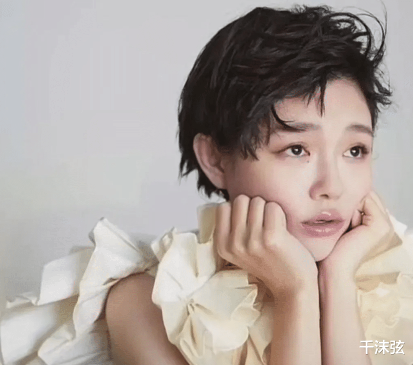 牛仔裤 整容了？大S剪短发扮嫩拍大片，嘟嘴卖萌被侃“大妈扮少女”