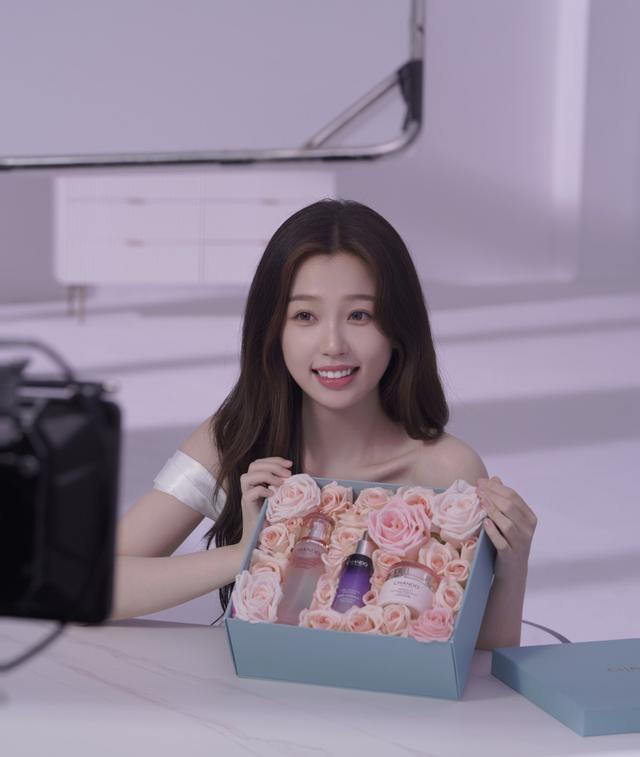 陈哲远|10位陆剧「兔系长相」的帅哥美女:肖战、杨洋、陈哲远上榜