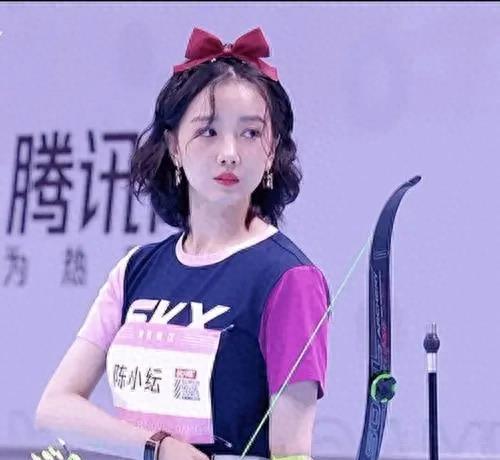 长得“歪瓜裂枣”,整得“美若天仙”,这4位女星全都靠脸逆天改命