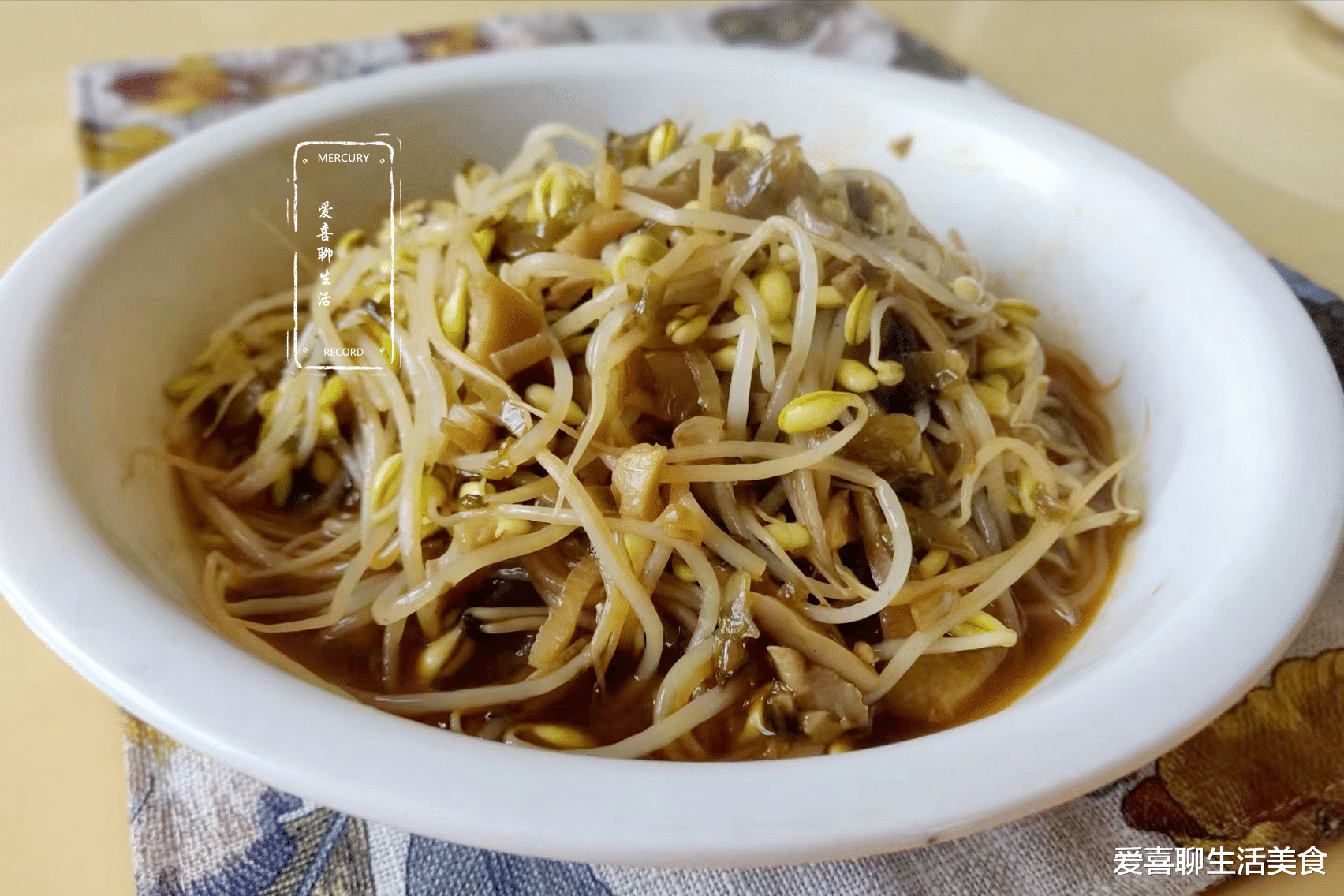 豆芽|它是如意菜，名字秀气营养美味，搭配咸菜炒一盘，酸爽开胃特好吃