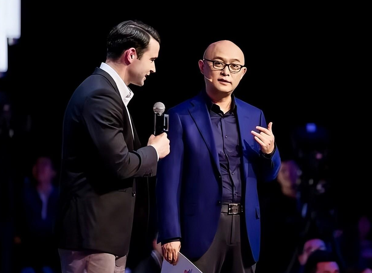 孟非|“消失”的孟非，已经走上了另一条大道