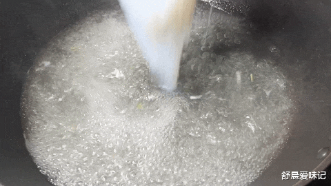 |天热没胃口可以试试这道大杂拌,粉丝,韭菜,鸡蛋,黄瓜,爽口