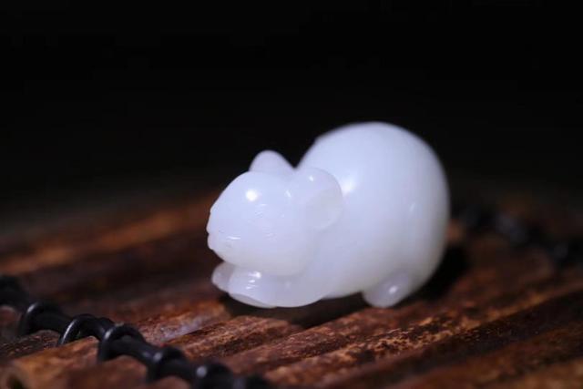 雕刻|买玉怎么看品质?