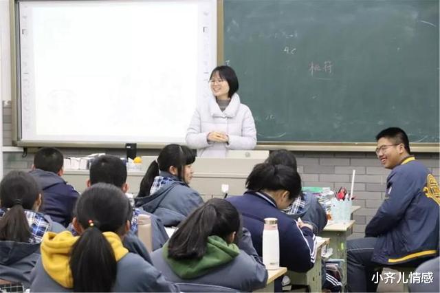 发型 “鲶鱼须”成为过去式，如今“水母头”引领小学生潮流，不太理解