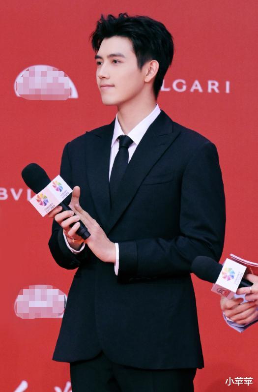 |北京这一夜,将陈红的尴尬处境,展现得淋漓尽致