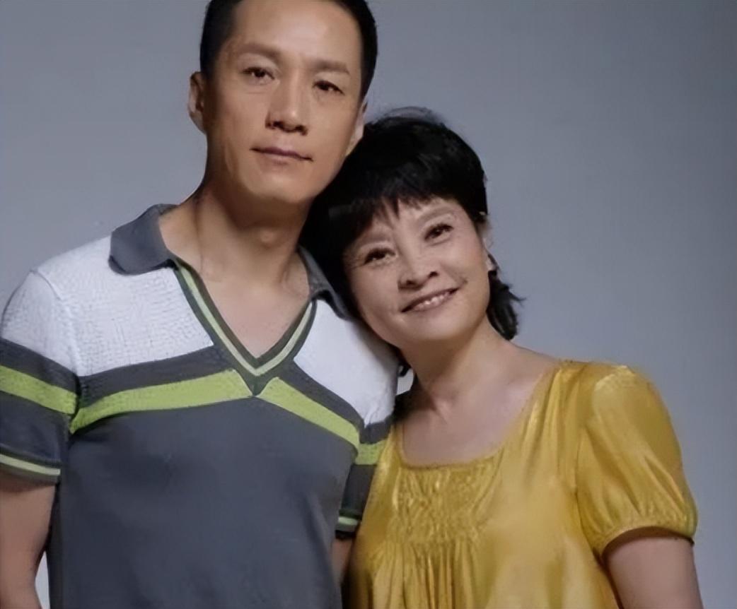 61岁冯远征的“消失”,是娱乐圈的悲哀和损失