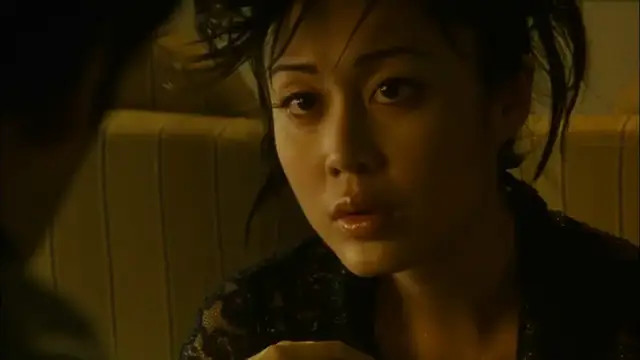 不愧是黄暴电影的扛鼎之作，这是将Cult演绎到极致，镜头绝对生猛