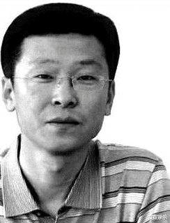 卓伟|娱乐圈7大狗仔,他们曝出来的瓜,“毁”掉了娱乐圈的半边天