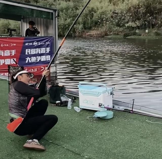 佳钓尼“高手挑战赛”玩砸了,观众吐槽难度太高,热度急剧下滑
