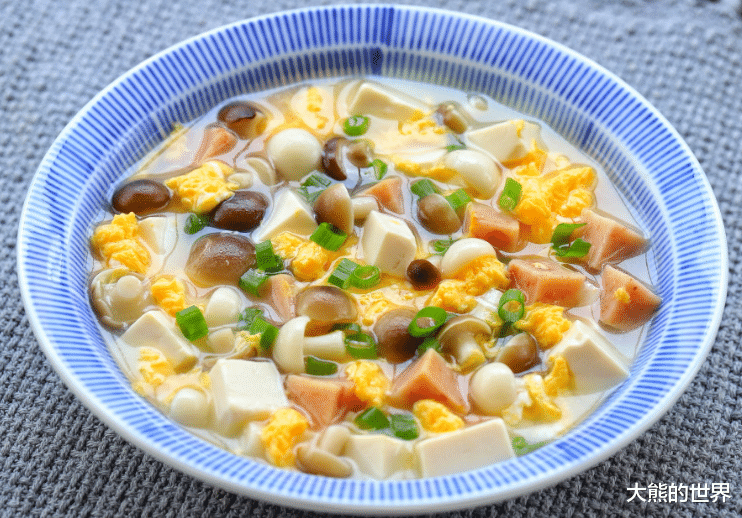 |深秋多喝汤,暖身又健康!推荐5道家常汤,营养美味,越冷越要喝