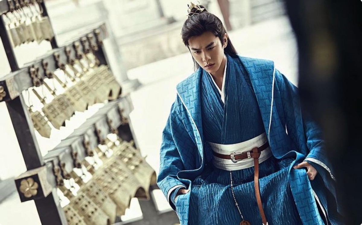 大肿脸、硅胶脸齐上阵!《庆余年2》两人或成败笔,让人难以忍受