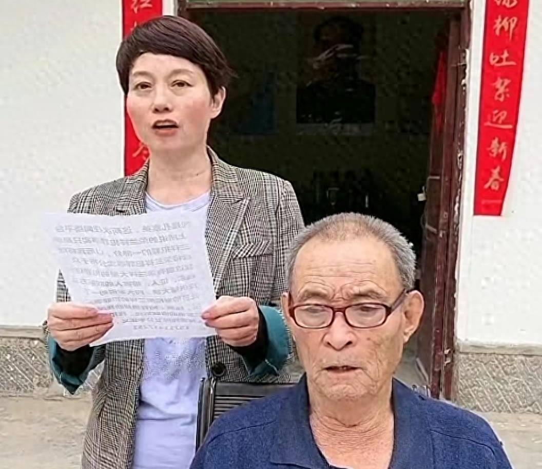 把三个女儿弄去坐牢后,蓝翔校长再送原配入狱,这次被“反杀”了!