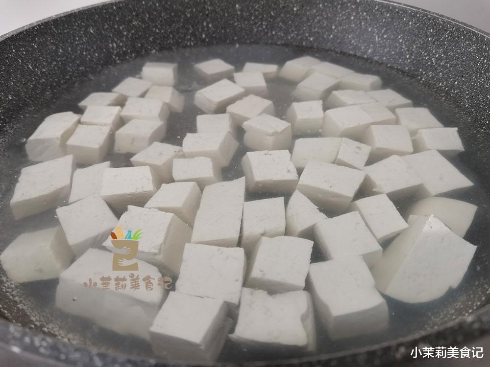 |“冬至吃3样,财福都进门”,指哪3样?12月22日冬至,再忙别忘吃,为龙年讨个好彩头