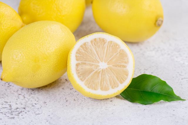 每天吃一片维生素C的人，最后有啥变化？提醒：安全服用，牢记3点