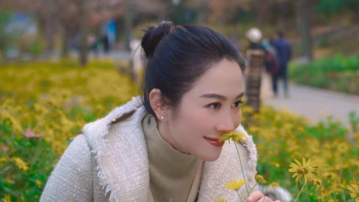 叶璇|叶璇直播间发疯，歧视穷人辱骂网友，诅咒素人婴儿：命里有灾劫