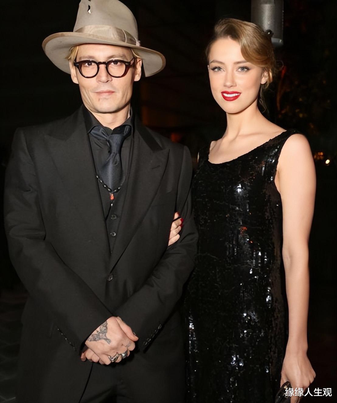 马斯克也痴情？为前妻送去订婚祝福，为分手3年的前女友撑腰