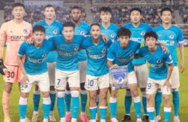 国内足坛2024首支解散队,30岁老牌队,献礼中超第1冠