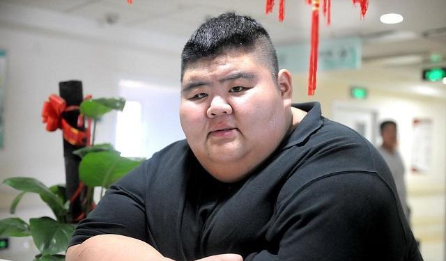 医生|减肥真的困难吗？中国第一胖王浩楠，疯狂减肥四百多斤！