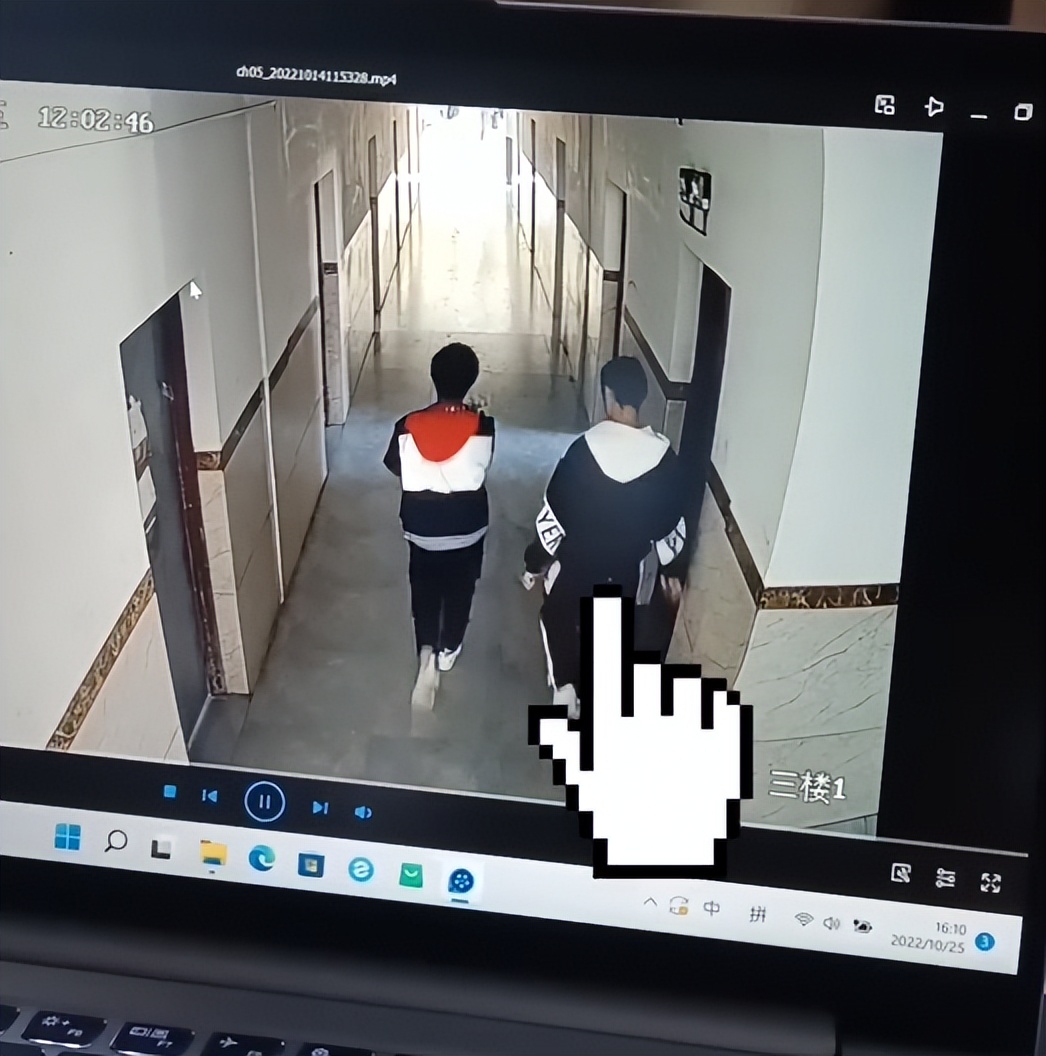 胡鑫宇吸引宋祖德频繁发声! 其认为有媒体拿钱洗白学校, 司机疑自首