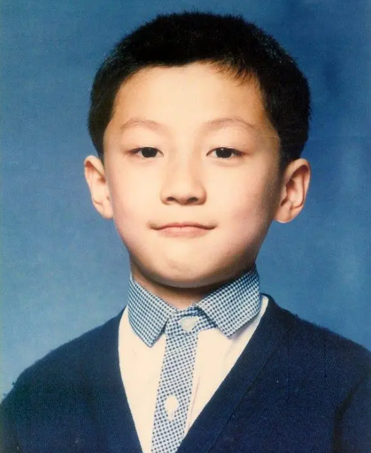 乔任梁|去世快7年了,再看乔任梁父母如今境遇,才明白他为何会得抑郁症