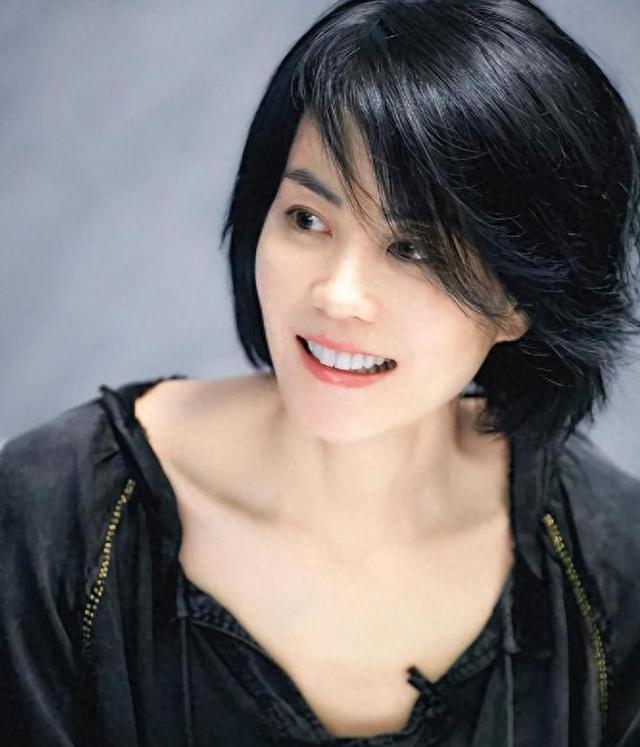 谢霆锋王菲张柏芝：三人感情终于尘埃落定！如今真的两不相欠了？