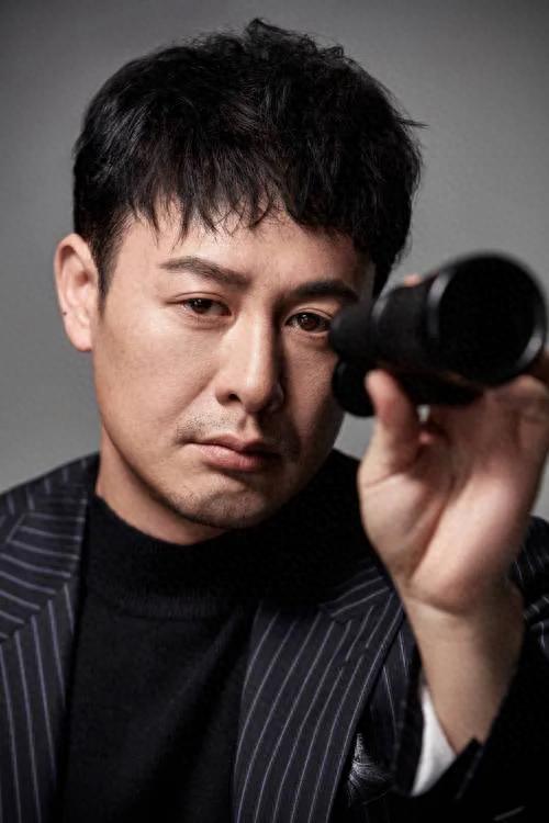 “无冕影帝”张颂文,一夜回到解放前?