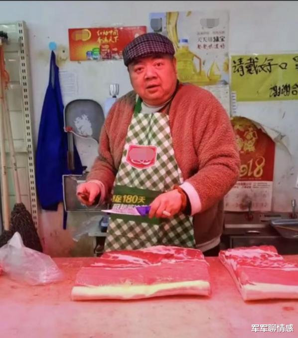 摆摊|7位无业艺人现状:街头摆摊、卖鱼卖菜、开车揽活……有人暗藏8套房