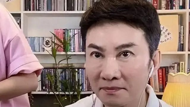 央视春晚|这一次，56岁的知名歌手江涛，终为自己的“整容”付出了代价