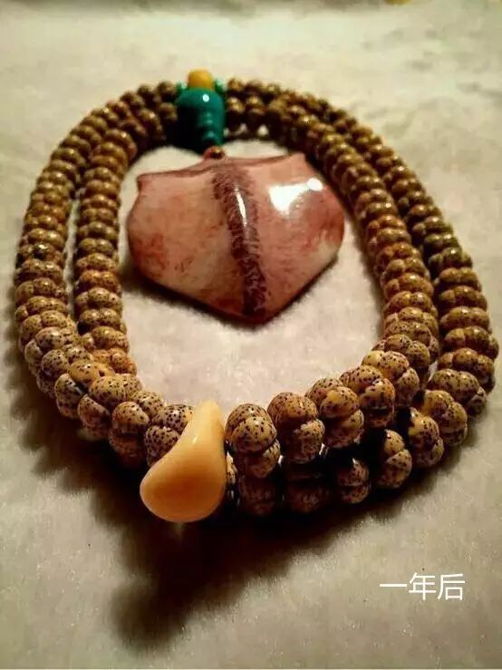 同样是玩,为啥别人盘了一年的手串变化就那么大呢?