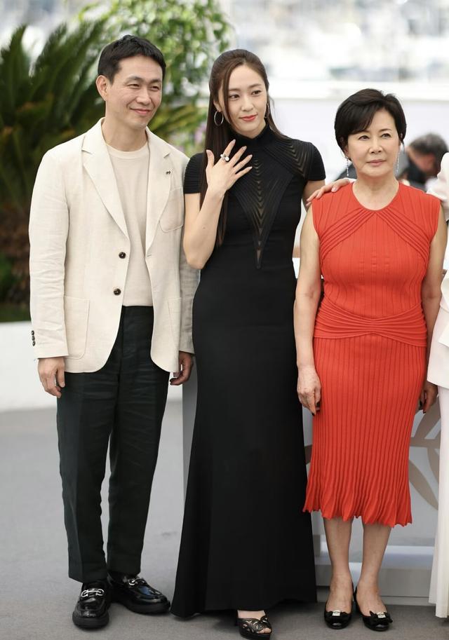 郑秀晶 郑秀晶生图又“杀疯了”！韩国审美天花板，真不是吹出来的
