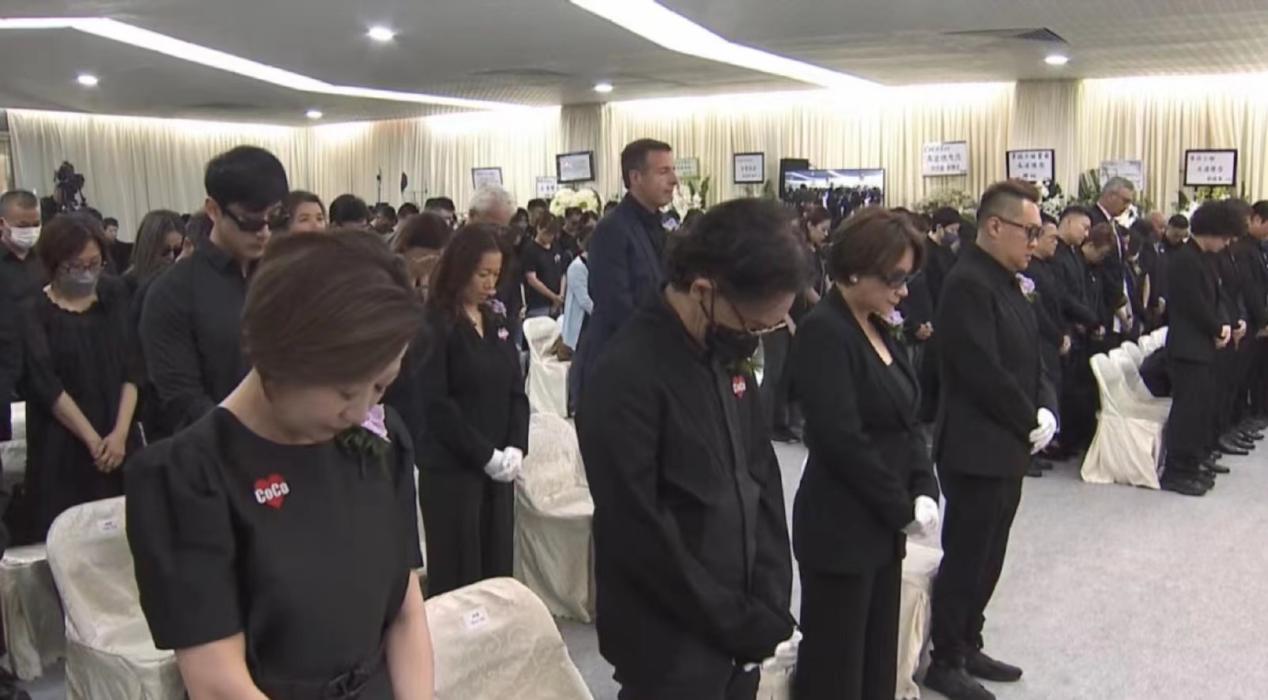 李玟人走茶凉？当年婚宴众星云集盛况不再，出殡仅三俩好友出席