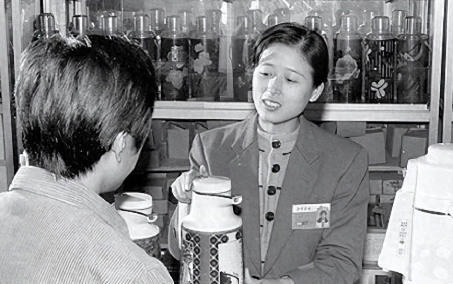 80年代五个行业，人人羡慕的“金饭碗”，如今却成最底层的行业