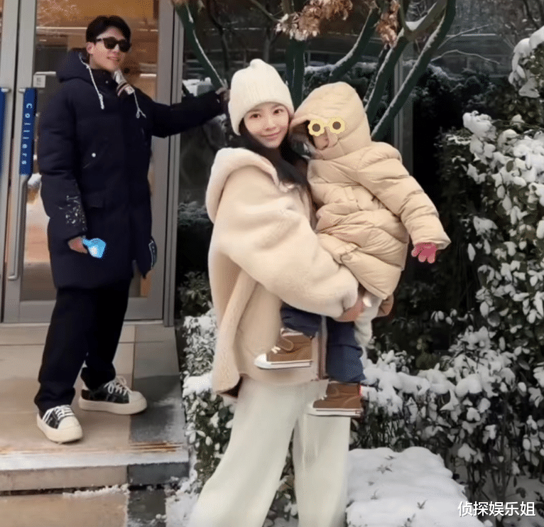 王灿晒住院照,手腕扎针惹人心疼,杜淳贴身陪伴获老婆高调示爱