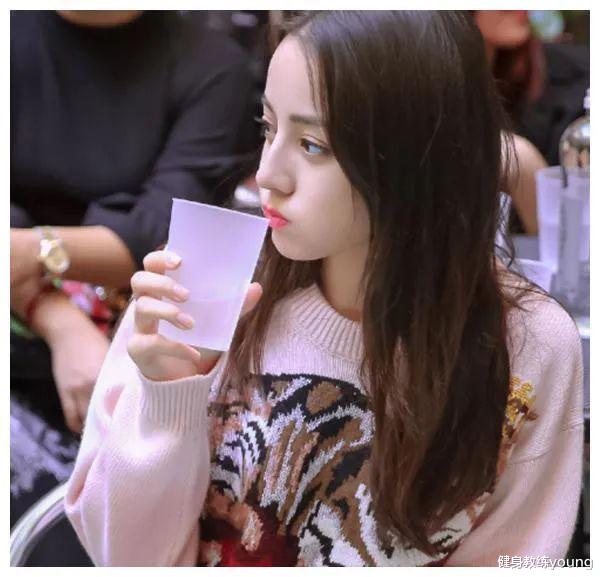 |11条减脂干货,精准甩肉不复胖,逼自己在这个夏天暴瘦