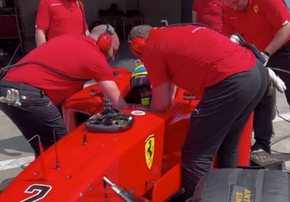 林志颖|林志颖车祸后再度开赛车，近照憔悴显沧桑，网友直呼：男神老了