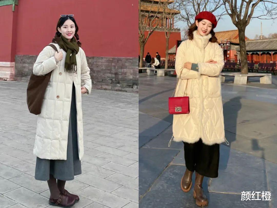 今年“冬服+瑜伽裤”又被带火了！瞧素人都爱这么穿，时髦显瘦！