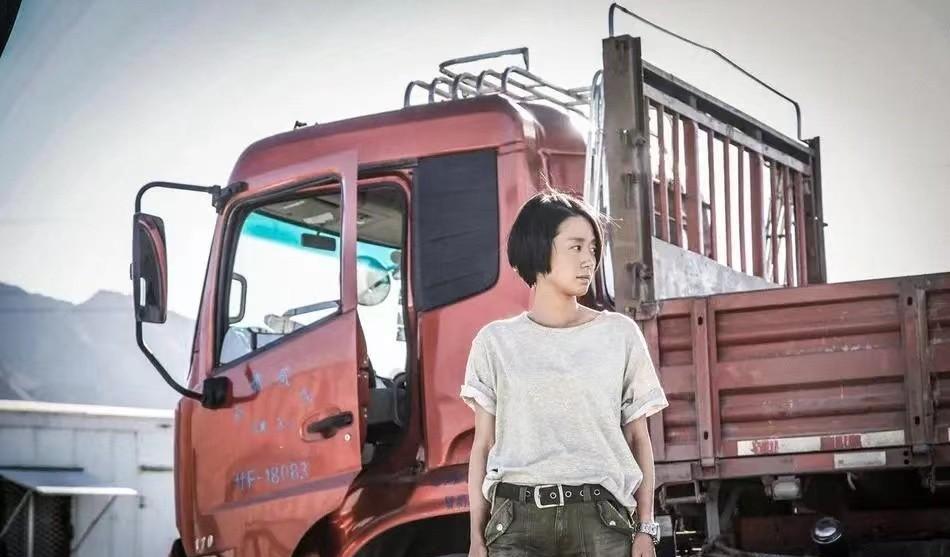 21年,95后云南女孩6000块被“卖”,两次离婚后被奥斯卡导演看上