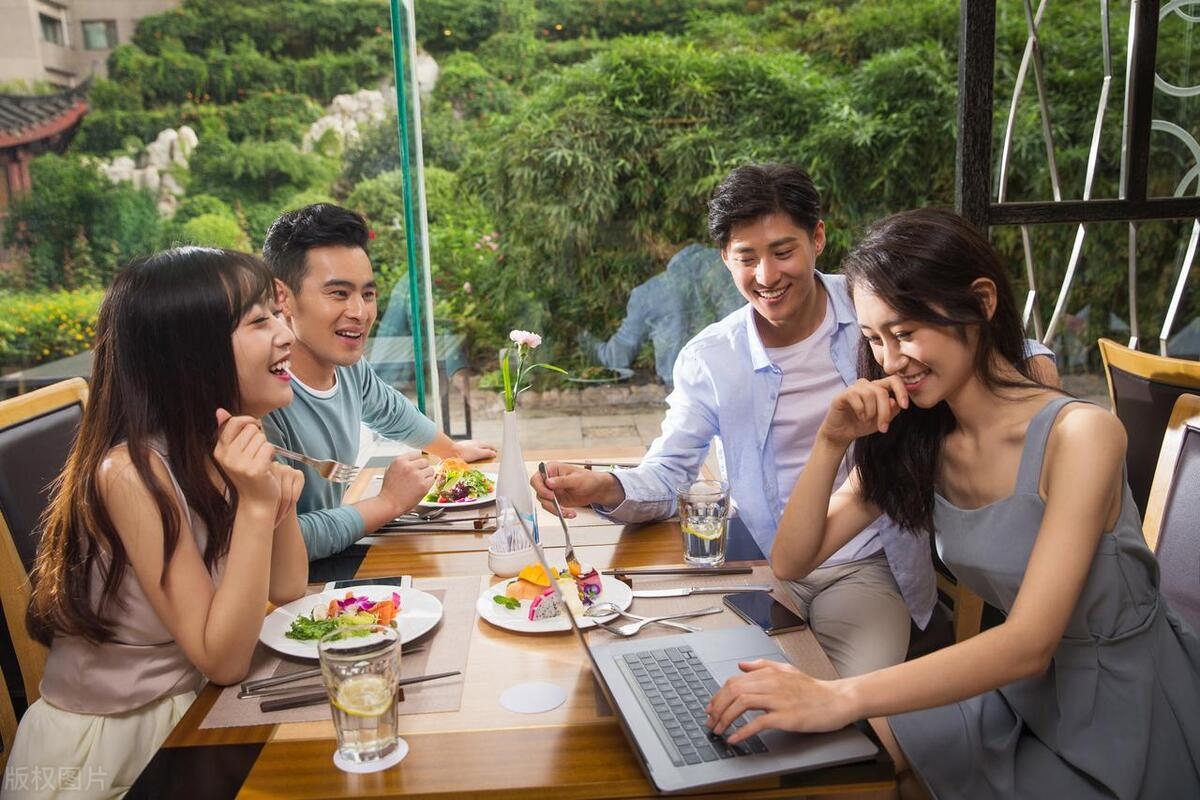 减肥期间如何吃晚餐？学会5个简单策略，让你减肥更轻松