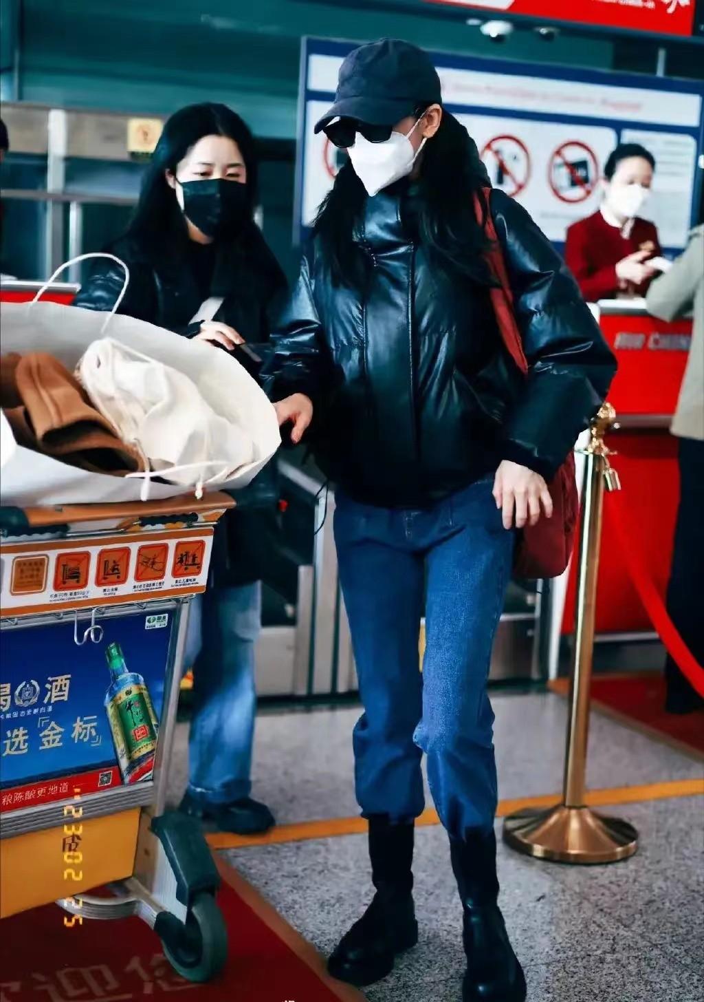 迪丽热巴|迪丽热巴正面回应怀孕风波:结不结婚,生不生孩子,都是个人的事!