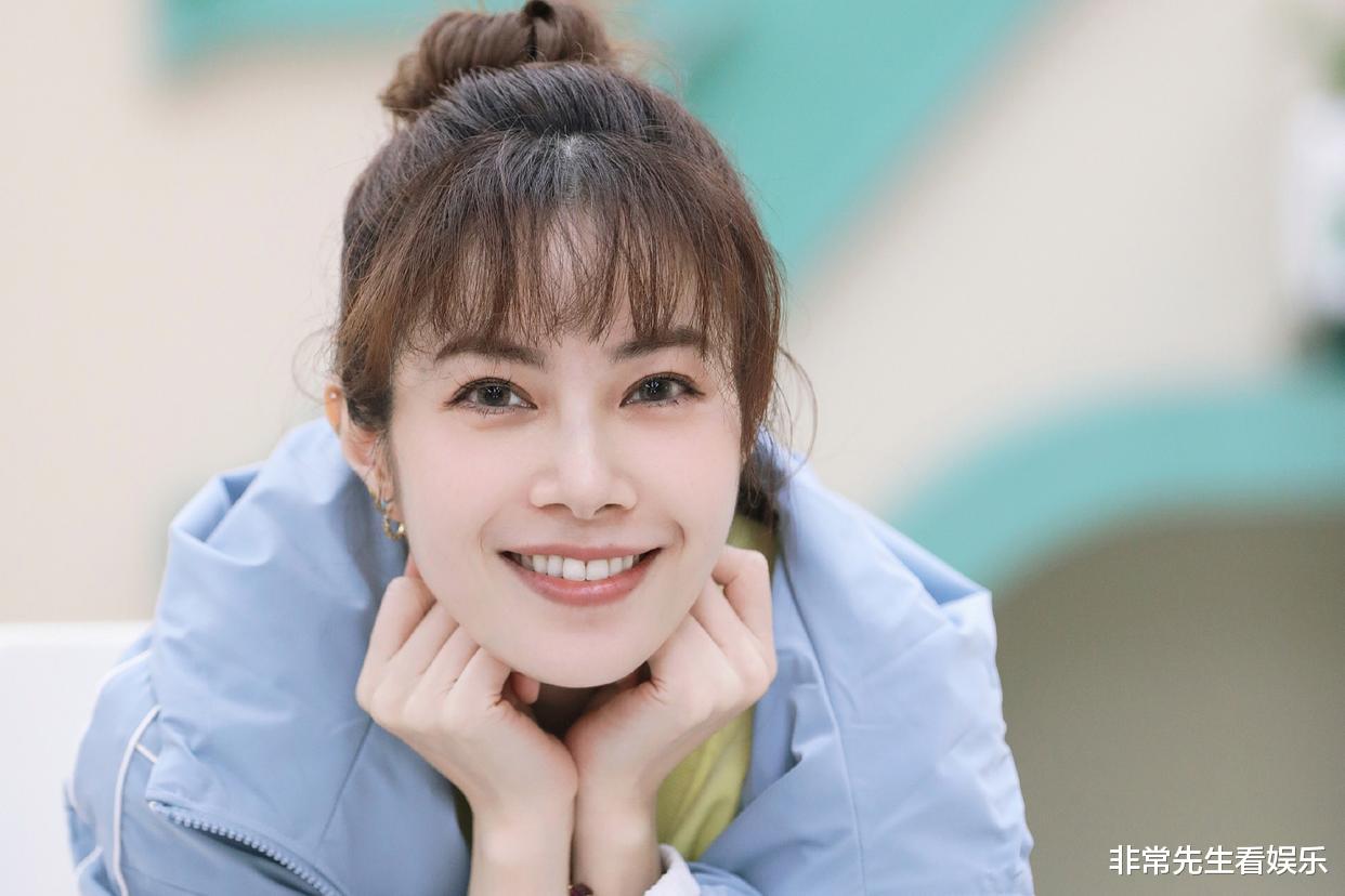 谢娜|网曝《浪姐4》四公情况，吴倩退赛，3位师姐回归，谢娜挑战vocal