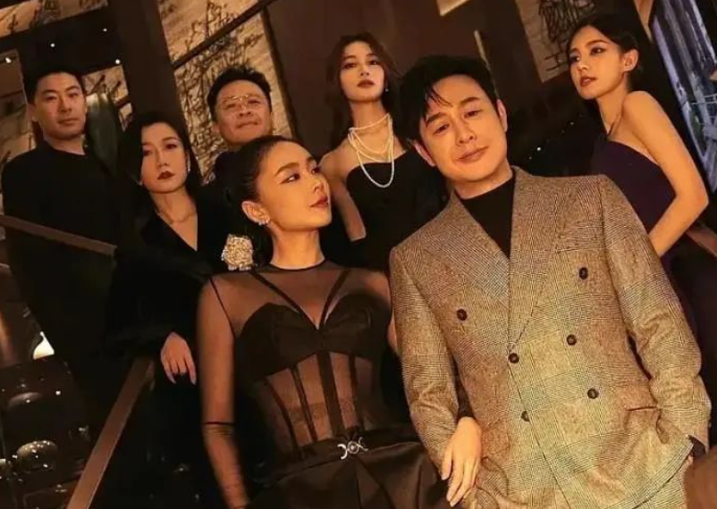 完美诠释!高叶与赵丽颖同台比美,我彻底明白了什么叫气质和骨相