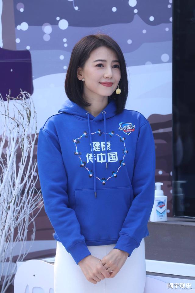 回顾:高圆圆清纯女神人设崩塌,被爆料与丈夫开放式婚姻,各玩各的