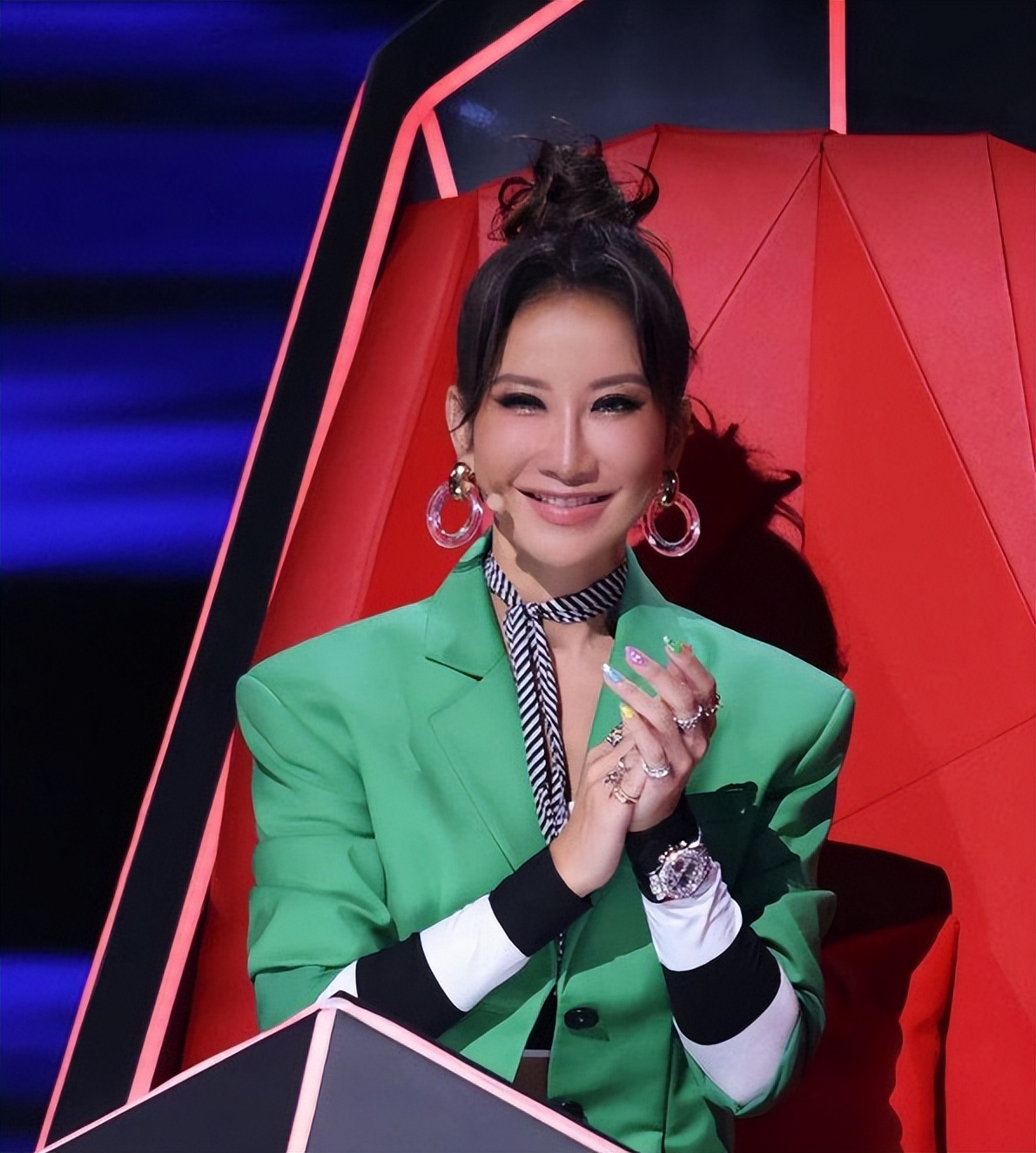 中国好声音|好声音学员柏霖否认200万买四转,发文声援节目组:大家都很友善