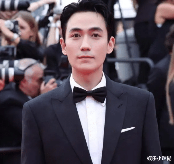 关晓彤|戛纳红毯闹笑话，关晓彤被驱逐，朱一龙无人搭理，范美人很尴尬