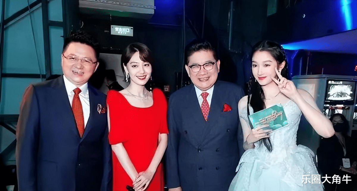 粉色|央视主持人王冠：离开央视5年，深陷桃色绯闻，39岁依旧单身