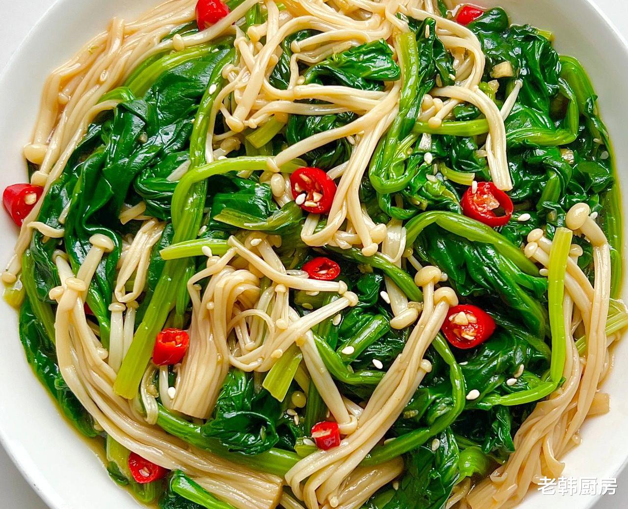 咖啡|爽口解腻的菠菜拌金针菇做法,酸辣爽脆,开胃又下饭,上桌秒光盘