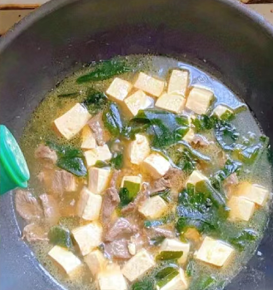 |“深秋一碗汤,冬天不用慌”,经常多喝这汤,补足营养,迎接寒冬