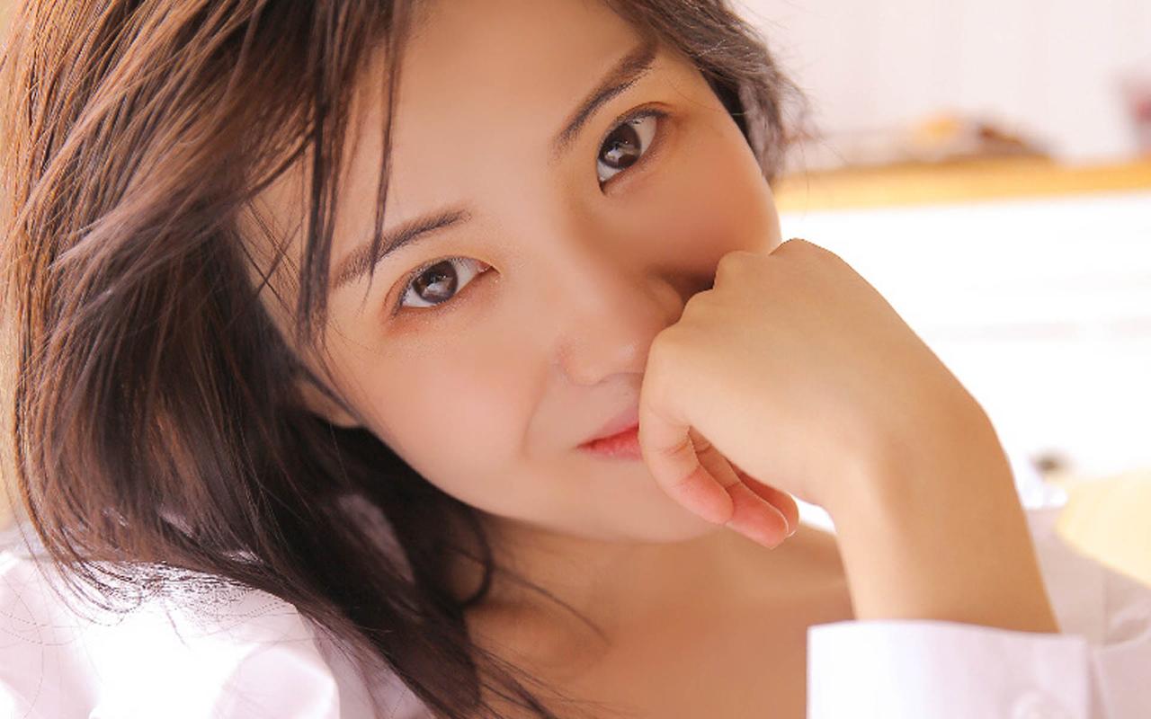 十二星座|水瓶座不善于表达但是心里很细腻很在意别人的想法是十二星座里最没有安全感的人，所的也是最会隐藏的人